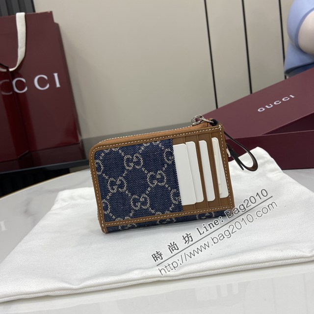 Gucci專櫃古馳最新款Emblem系列飾包帶卡片夾零錢包 jh2818型號：821804